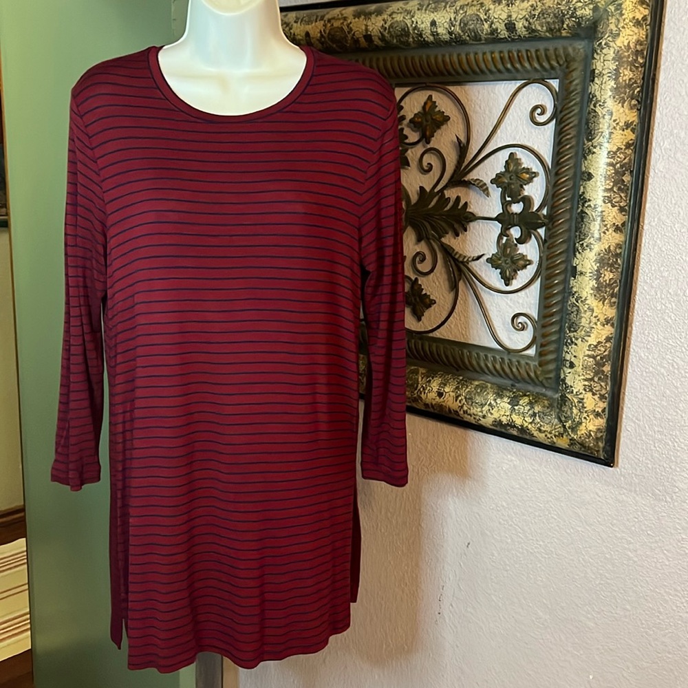 EUC Old Navy Luxe Burgundy with Blue Striped Tunic Sz SP💚